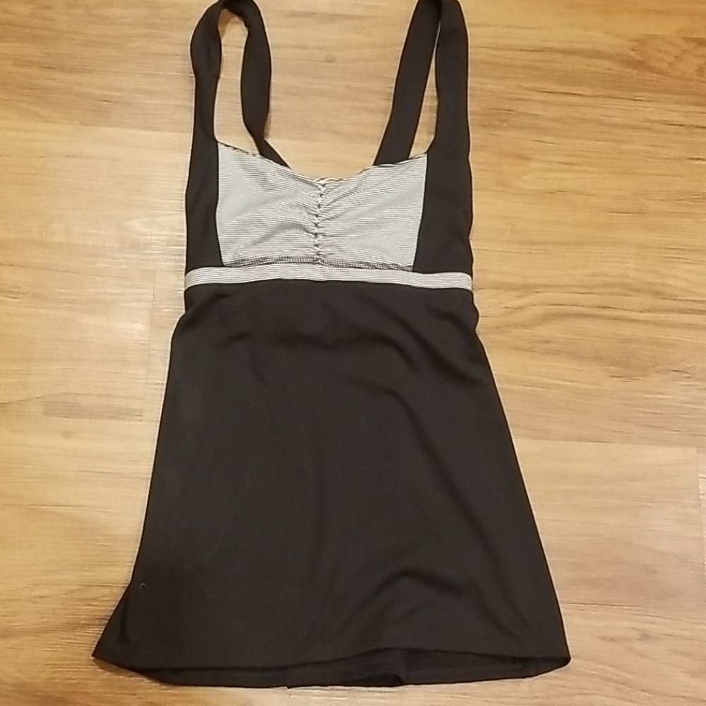 Black and white tank top